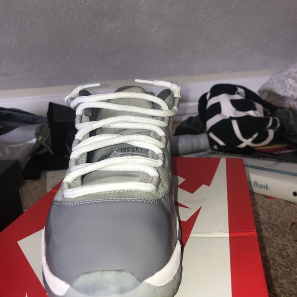 Cool gray Jordan 11 lows - Picture 7 of 8